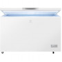 Морозильный ларь Electrolux LCB3LF38W0